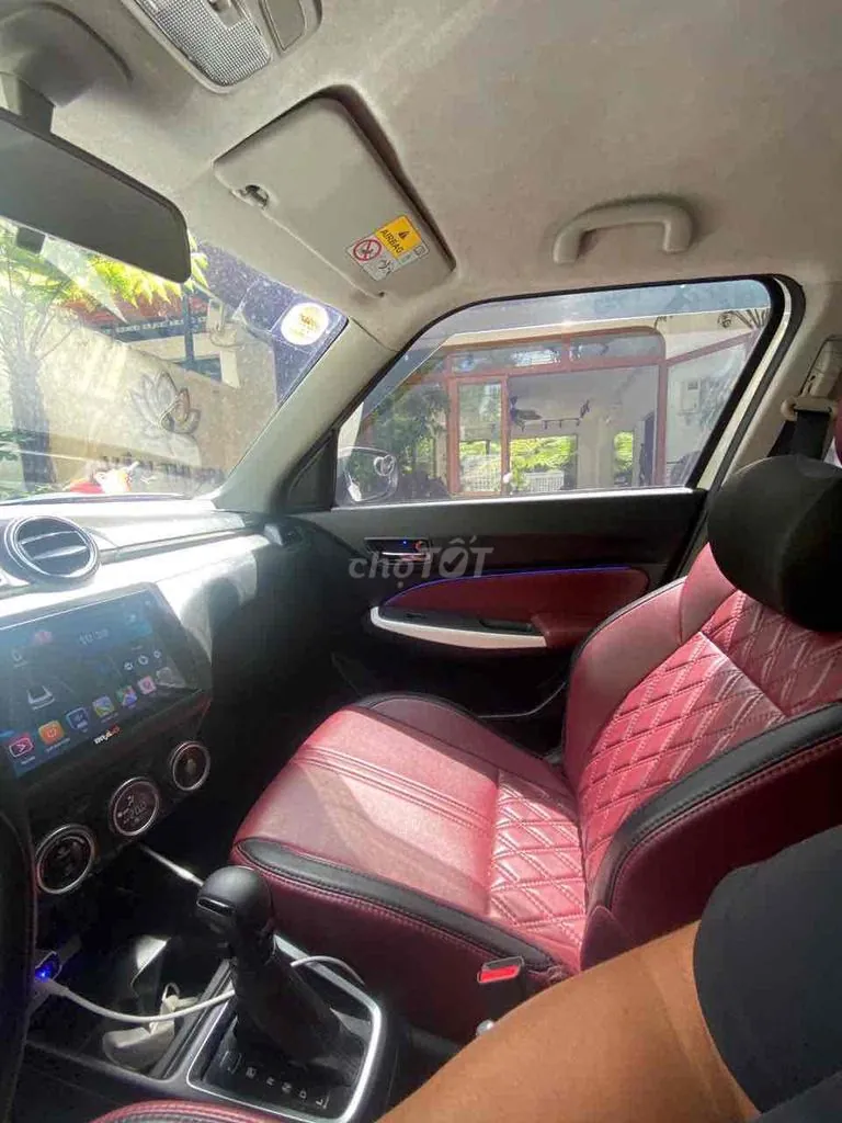 Suzuki Swift 2018 photo 5