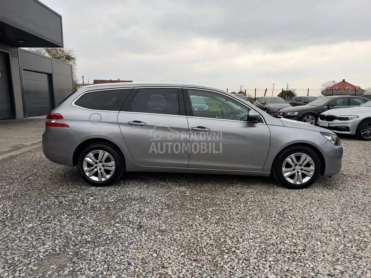 Peugeot 308 2014 photo 3