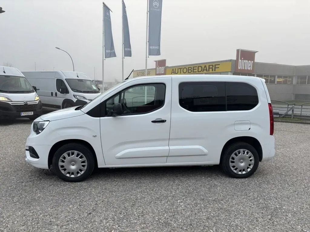 Opel Combo 2021 photo 2