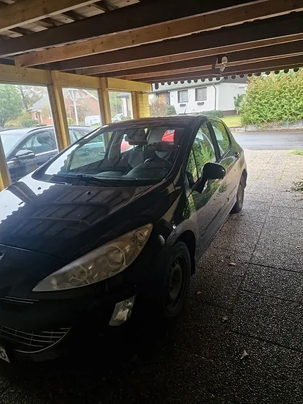 Peugeot 308 2010 photo 3