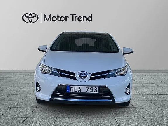 Toyota Auris 2013 photo 5