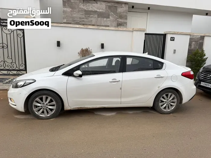 Kia K3 2013 photo 3