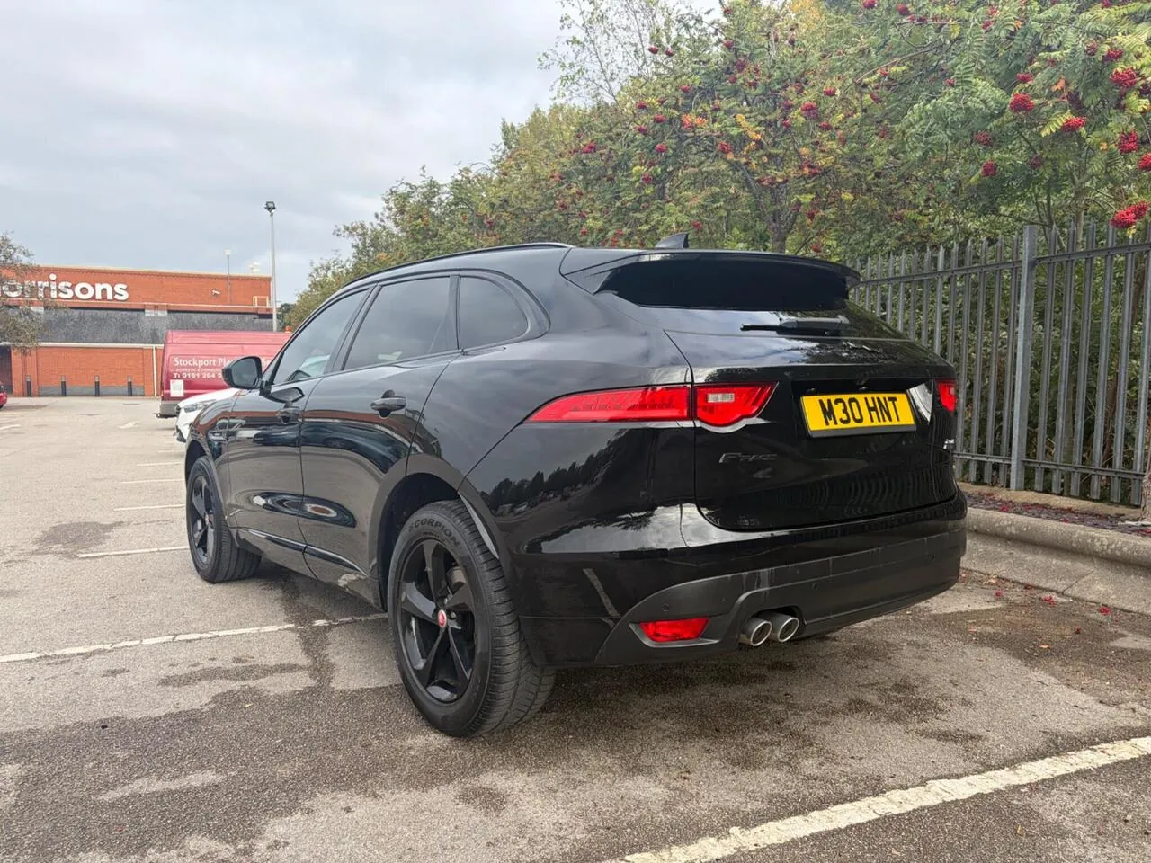 Jaguar F-Pace 2017 photo 4