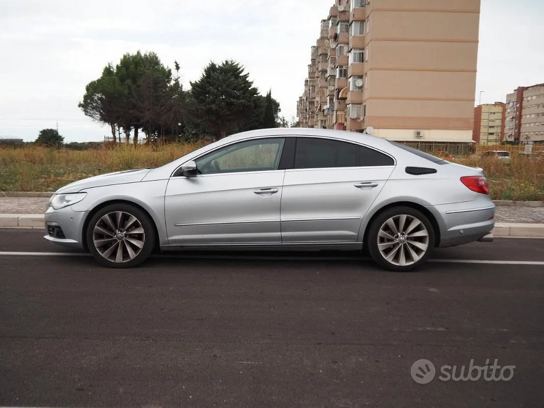 Volkswagen Passat 2011 photo 3