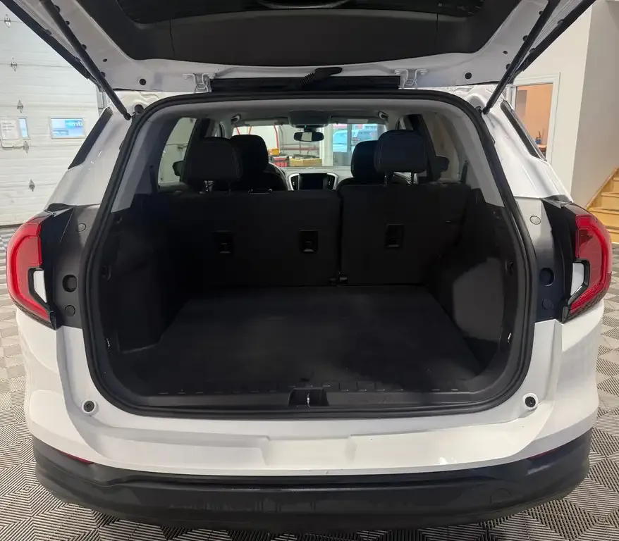 GMC Terrain 2024 photo 5