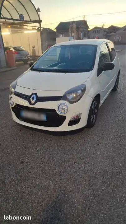 Renault Twingo 2012 photo 2
