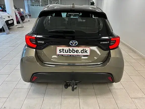 Toyota Yaris 2023 photo 5