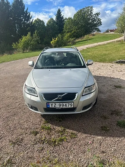 Volvo V50 2010 photo 3