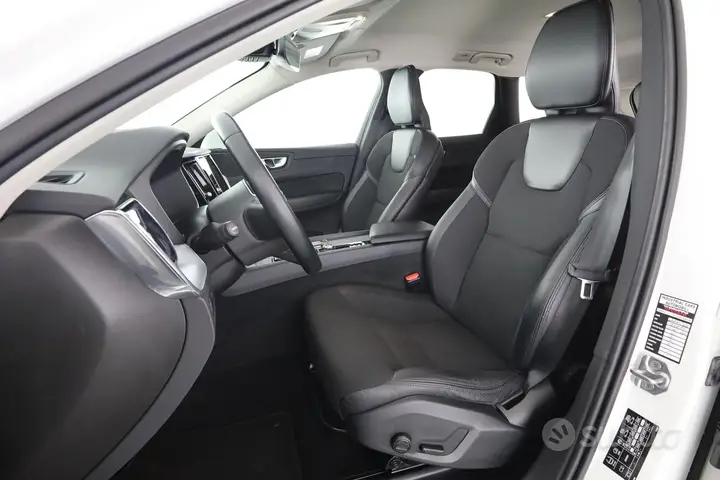 Volvo Xc60 2021 photo 2