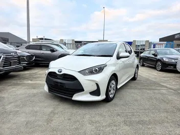 Toyota Yaris 2021 photo 2
