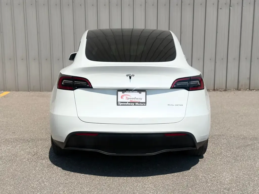 Tesla Model Y 2022 photo 4