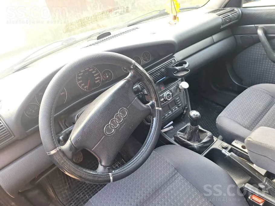 Audi A6 1996 photo 3