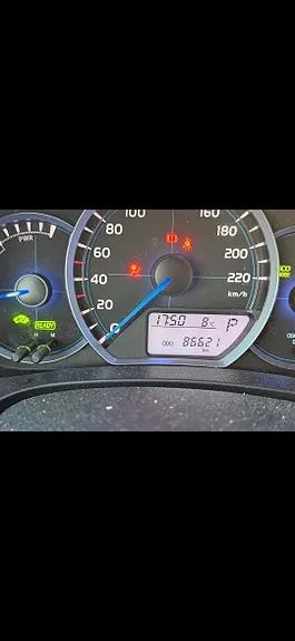 Toyota Yaris 2012 photo 5