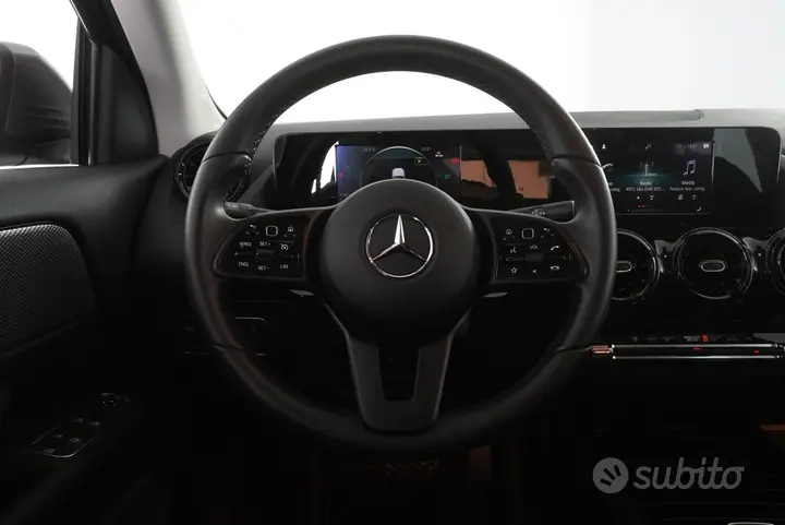 Mercedes-Benz Gla 2022 photo 5