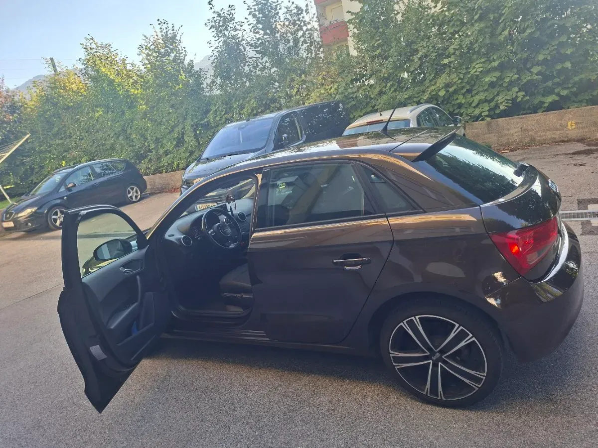 Audi A1 2014 photo 2