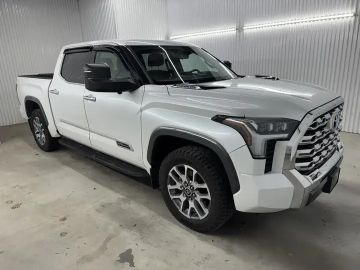 Toyota Tundra 2022 photo 3