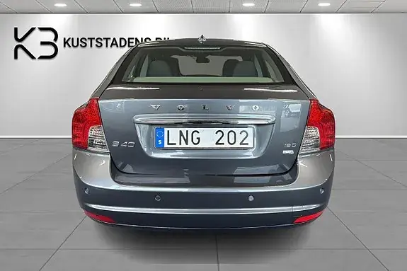 Volvo S40 2010 photo 4