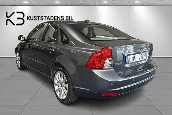 Volvo S40 2010 photo 5