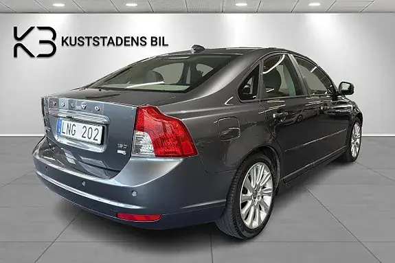 Volvo S40 2010 photo 3