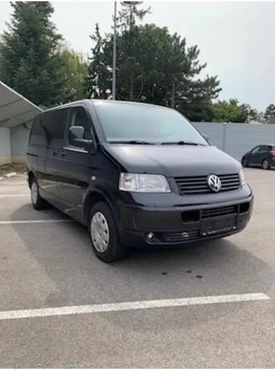 Volkswagen Caravelle 2009 photo 2