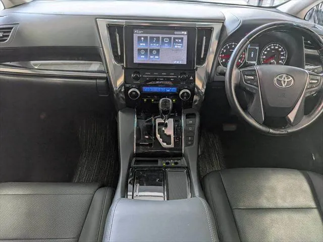 Toyota Alphard 2021 photo 3