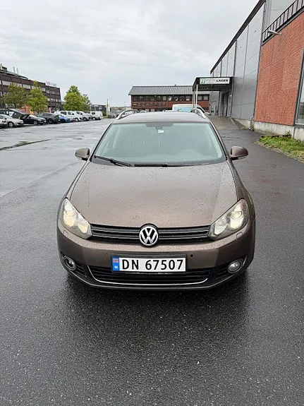 Volkswagen Golf Vi 2011 photo 2