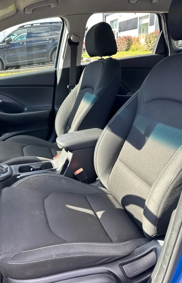 Hyundai Elantra 2018 photo 4