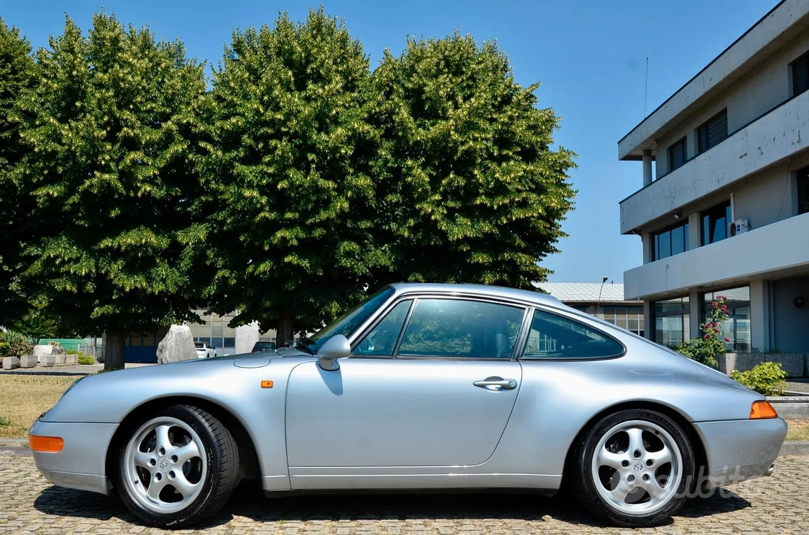 Porsche 911 1994 photo 3