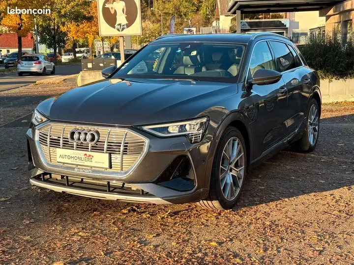 Audi E-Tron 2022 photo 4