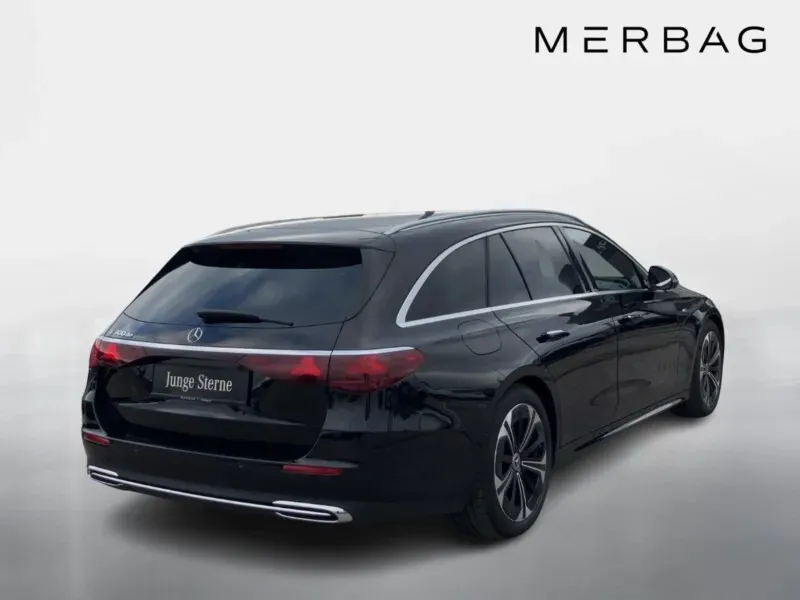 Mercedes-Benz E-Class 2025 photo 3
