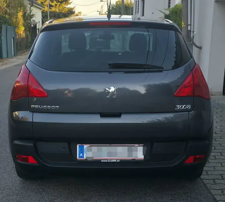 Peugeot 3008 2012 photo 2