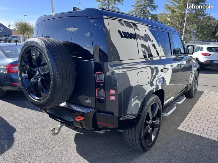 Land Rover Defender 2022 photo 5