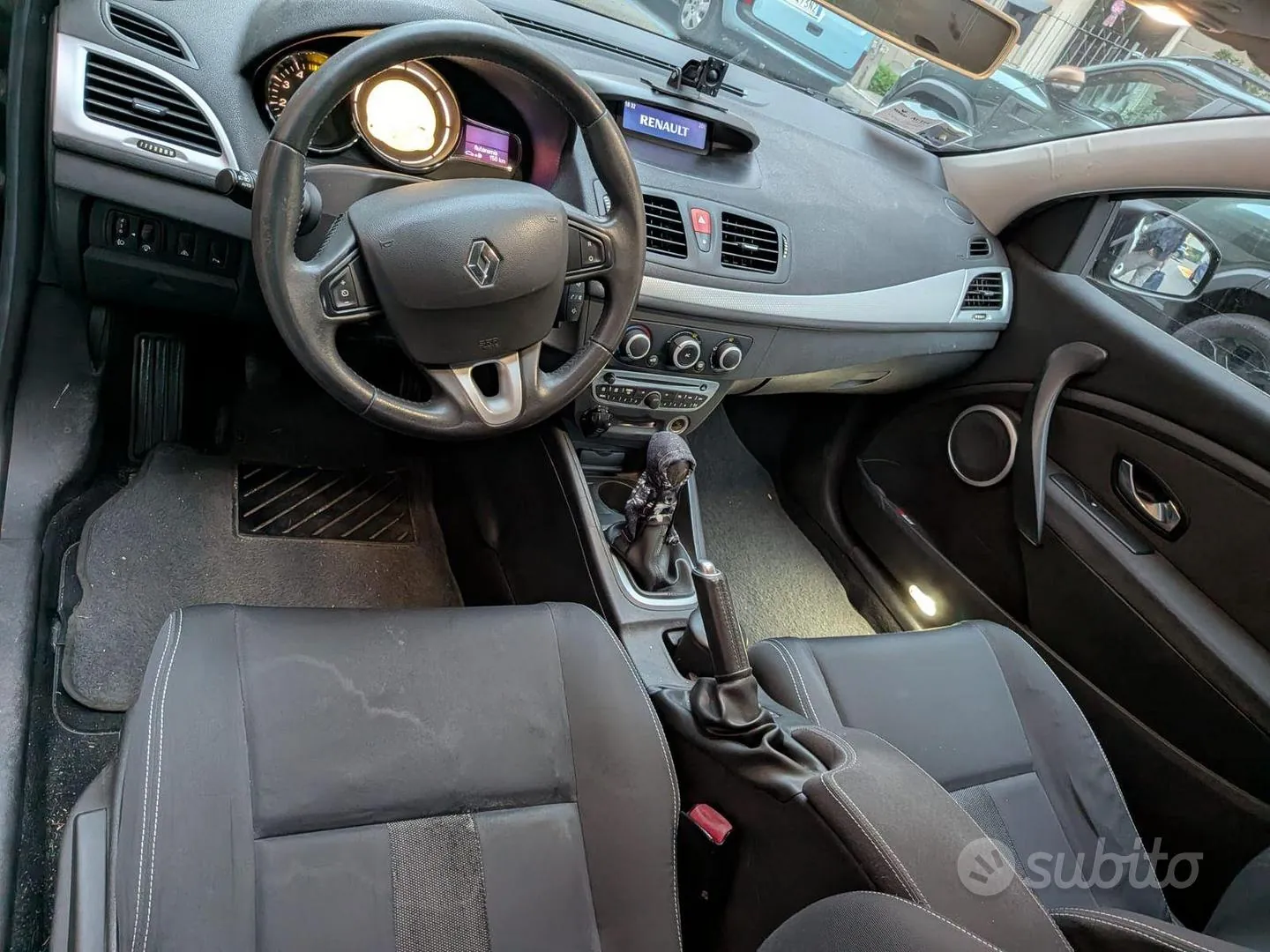 Renault Megane 2010 photo 5