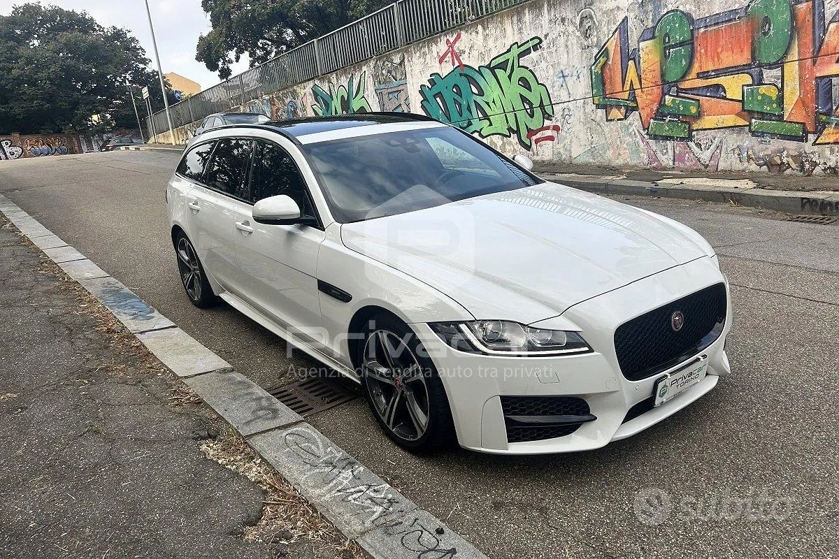 Jaguar Xf 2020 photo 3