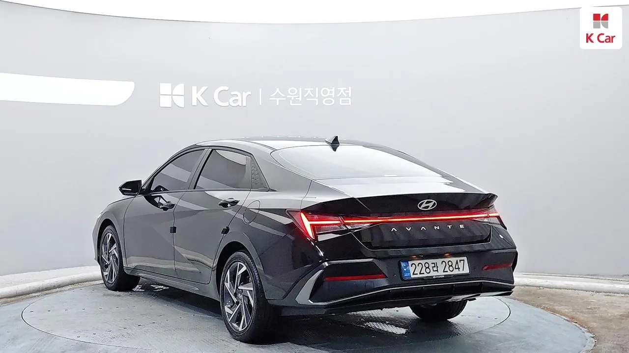 Hyundai Avante 2025 photo 2