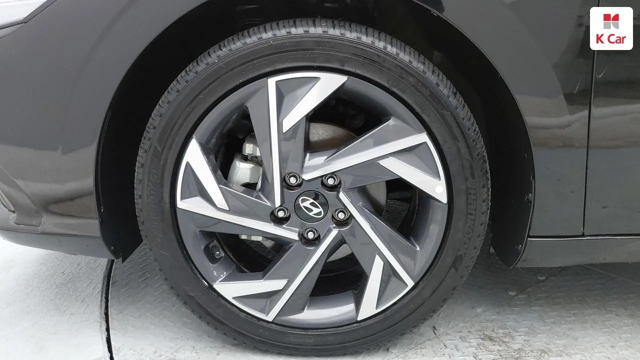 Hyundai Avante 2025 photo 5