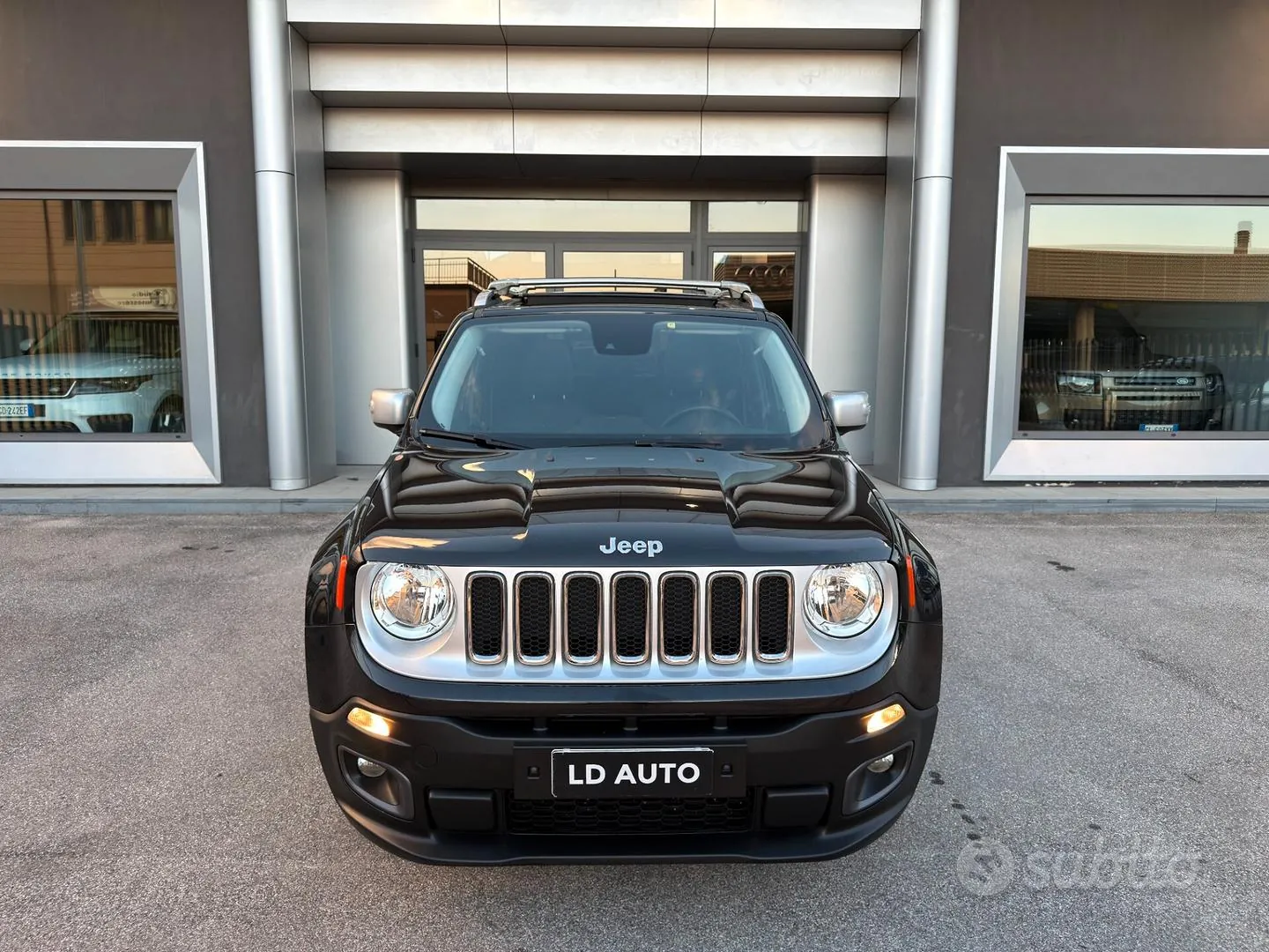 Jeep Renegade 2015 photo 2