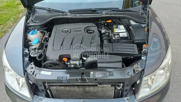 Skoda Octavia 2012 photo 3