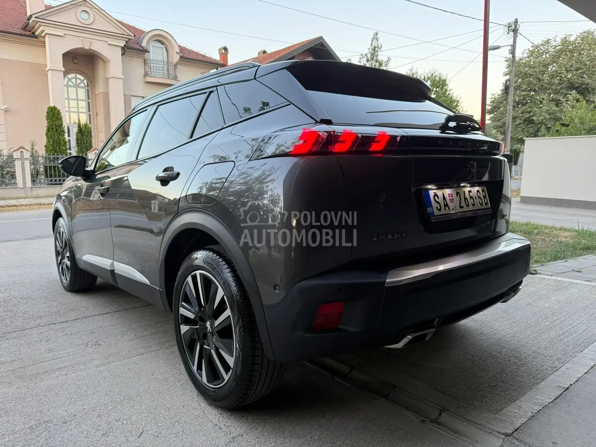Peugeot 2008 2021 photo 5