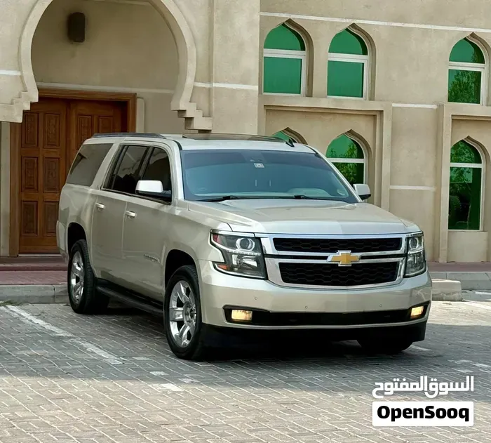 Chevrolet Suburban 2015 photo 3
