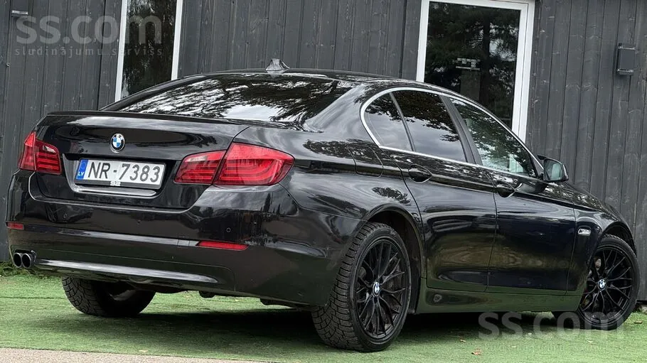BMW 530 2013 photo 4