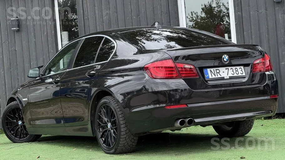 BMW 530 2013 photo 3