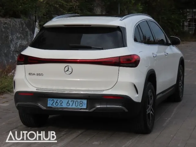 Mercedes-Benz Eqe 2022 photo 3