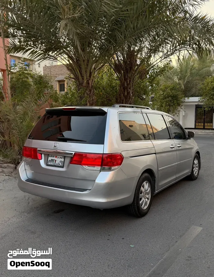 Honda Odyssey 2010 photo 5