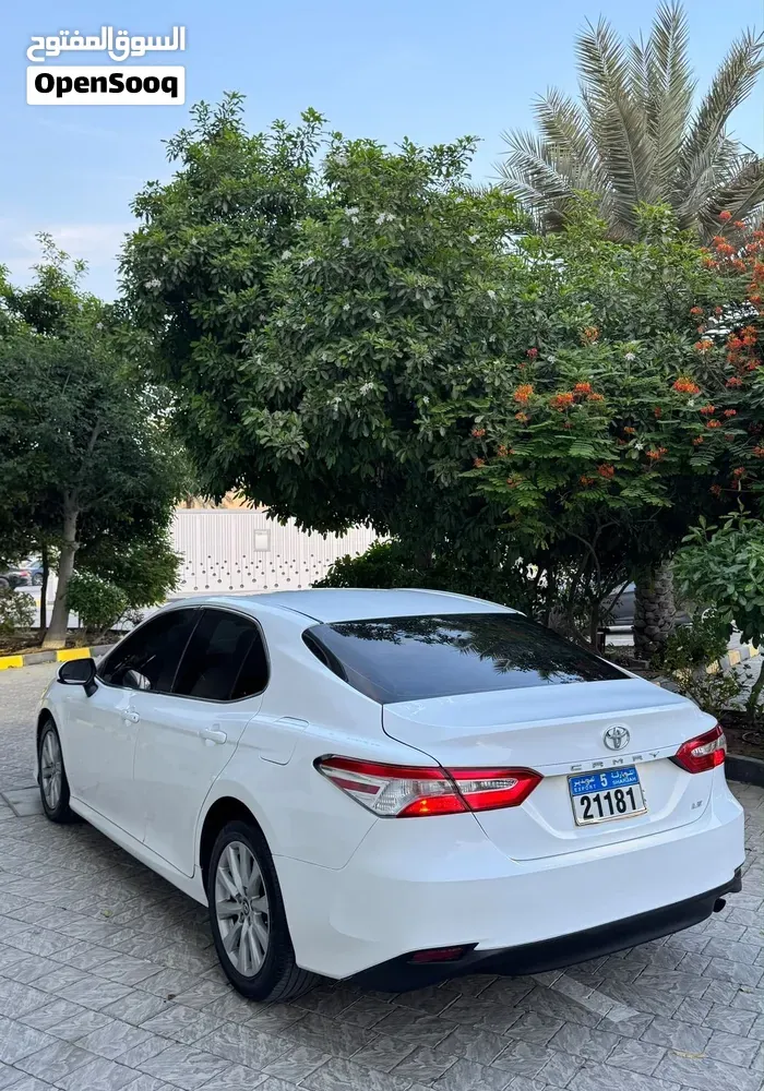 Toyota Camry 2018 photo 4