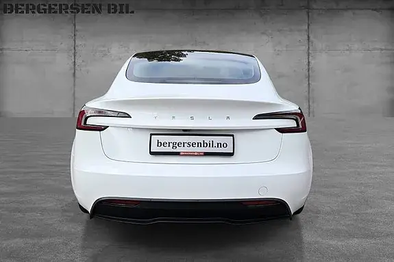 Tesla Model 3 2024 photo 5