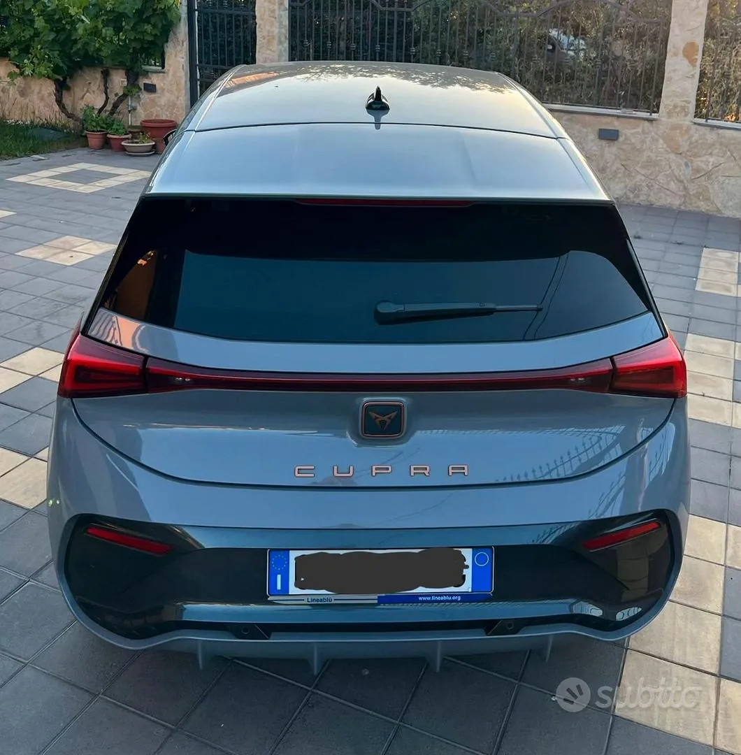 Cupra Born 2022 photo 2