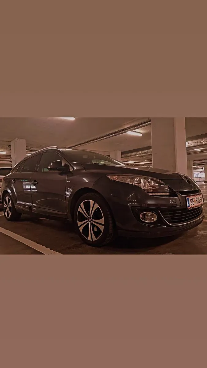 Renault Megane 2012 photo 2