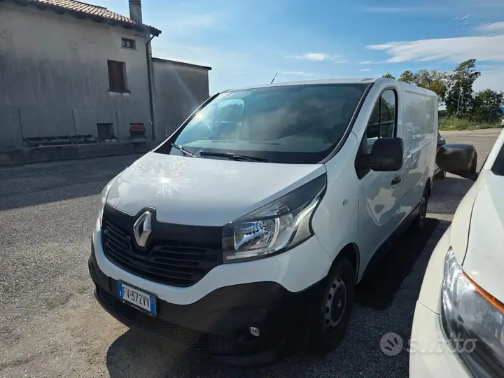 Renault Trafic 2019 photo 2