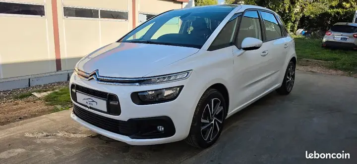 Citroen C4 2019 photo 3